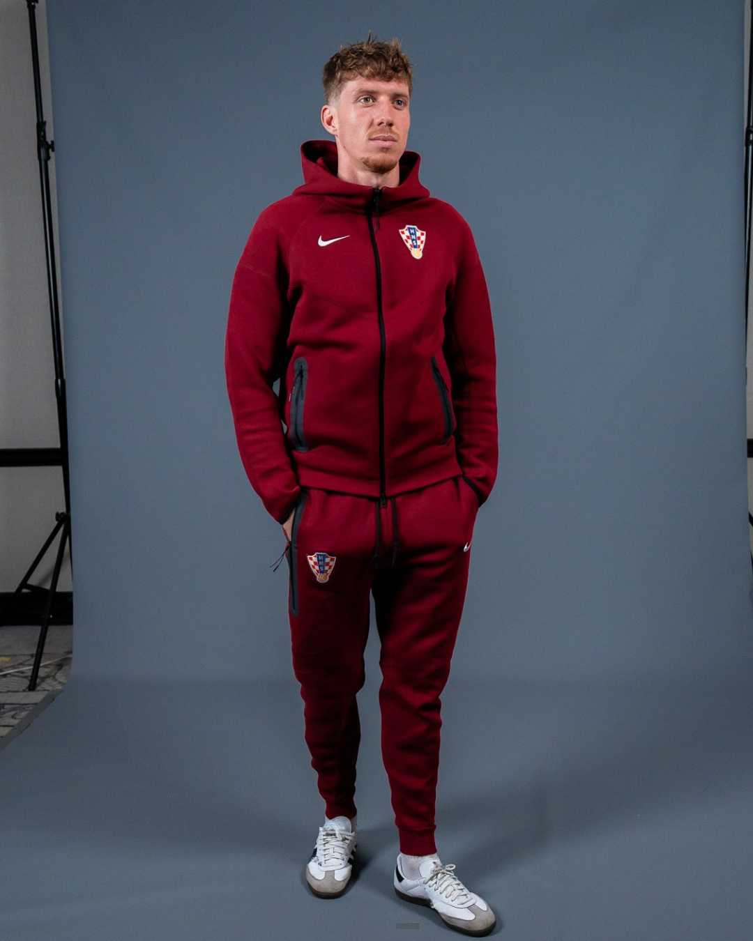Tech Fleece pants JGGR M 2