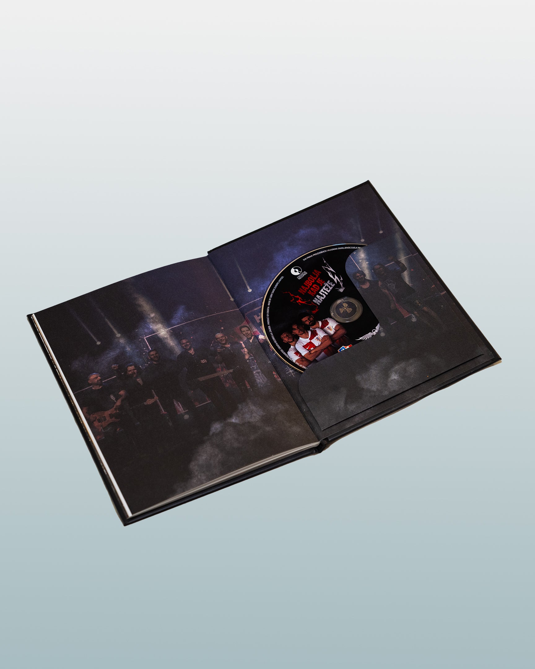 Najbolja kad je najteže, Booklet + Comic Book + CD 7