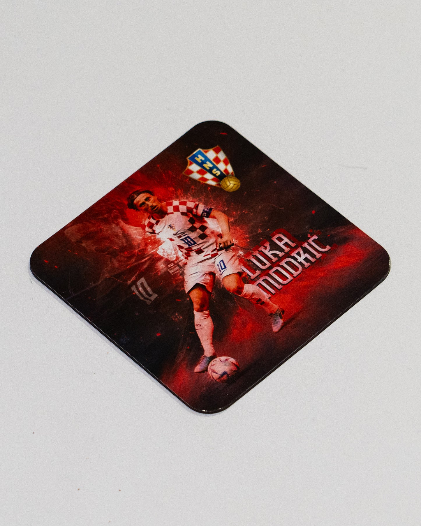 Magnet Modrić 2
